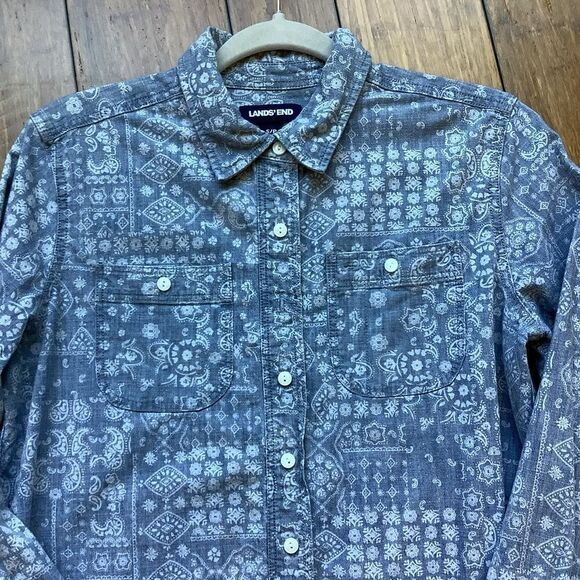 Lands End Denim Paisley Button Down 🦢❤️ - Picture 2 of 6
